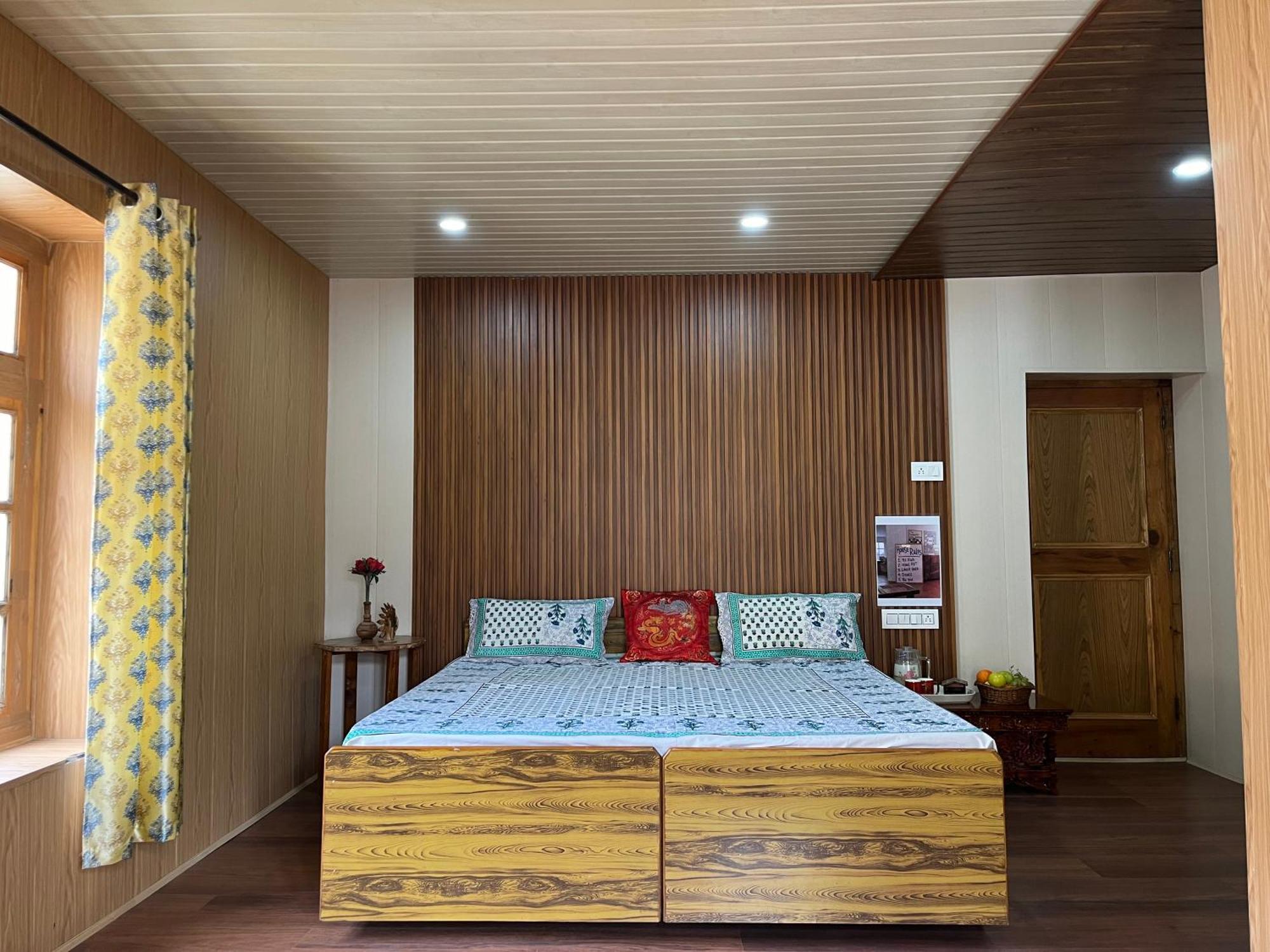 Snowflake Homestay Gondhla 外观 照片