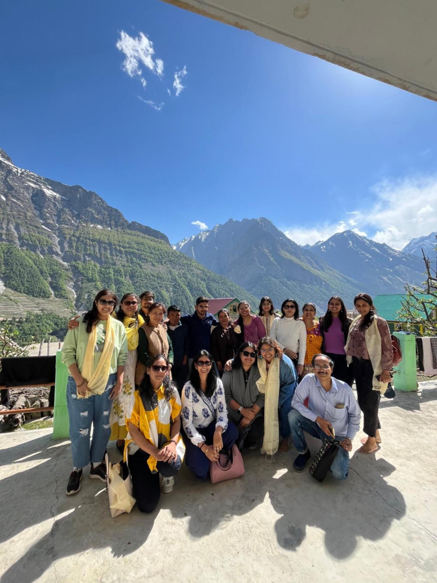 Snowflake Homestay Gondhla 外观 照片